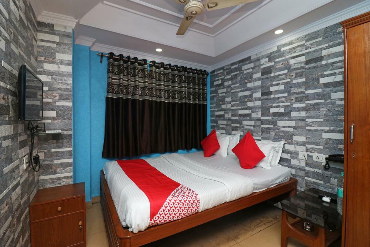 Oyo Flagship 16209 Hotel Ambar Palace Calcutta Calcutta Bara Bazar Exterior foto